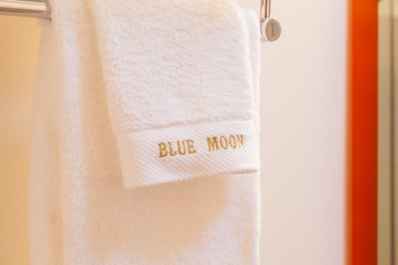 Hotel Blue Moon Улцинь Екстер'єр фото