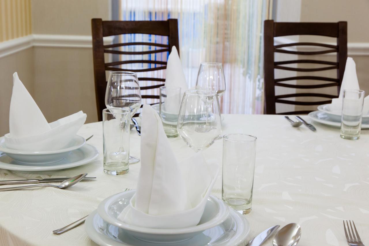 Hotel Blue Moon Улцинь Екстер'єр фото